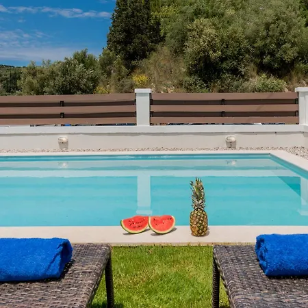 ヴィラ Antimo - The Siesta Heaven With Private Pool *